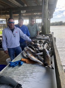 Catchin’ reds in gale force winds