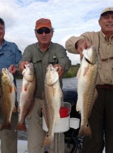 An Amazing Redfish Bite With Great Folks!